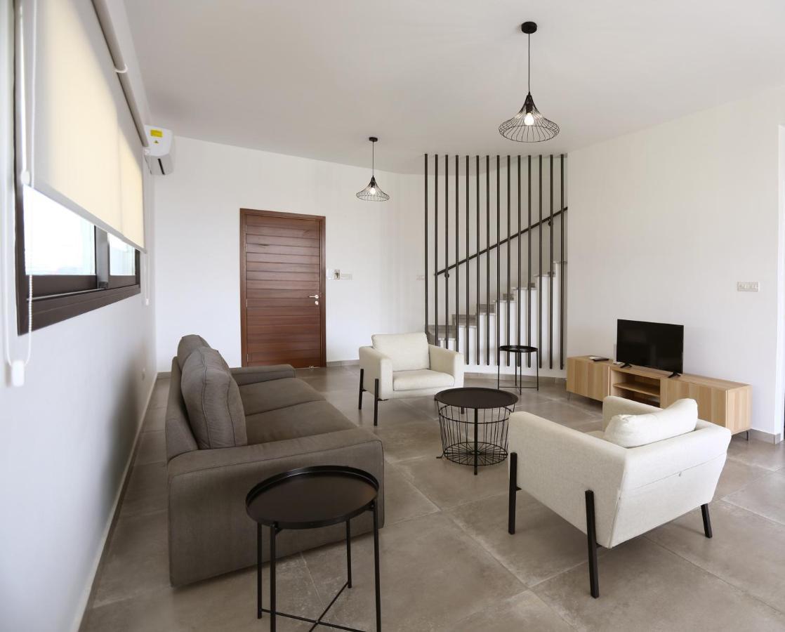 Villa Yria คอรัลเบย์ ภายนอก รูปภาพ