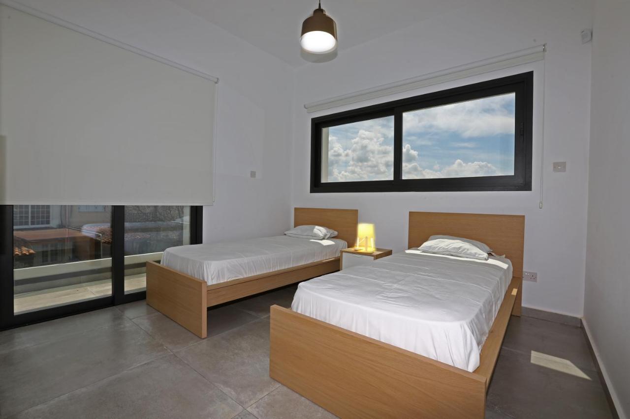Villa Yria คอรัลเบย์ ภายนอก รูปภาพ
