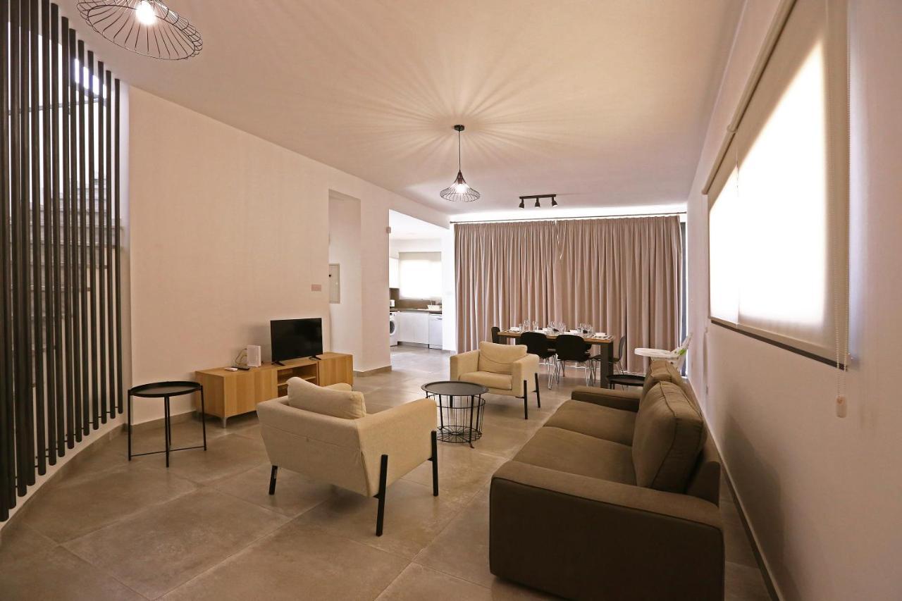 Villa Yria คอรัลเบย์ ภายนอก รูปภาพ